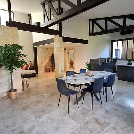 Charming Workshop With Jacuzzi Near Saint-emilion Nyaraló