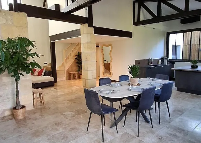 Charming Workshop With Jacuzzi Near Saint-emilion Holiday home