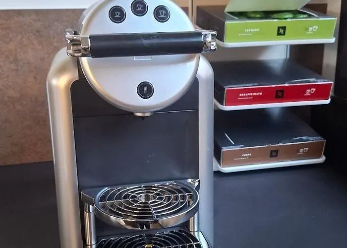 Charming Workshop With Jacuzzi Near Saint-emilion Holiday home